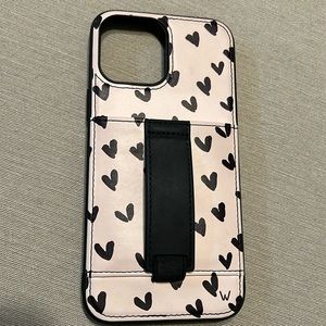 Black heart Walli Case with wallet holder is perfect just for you!